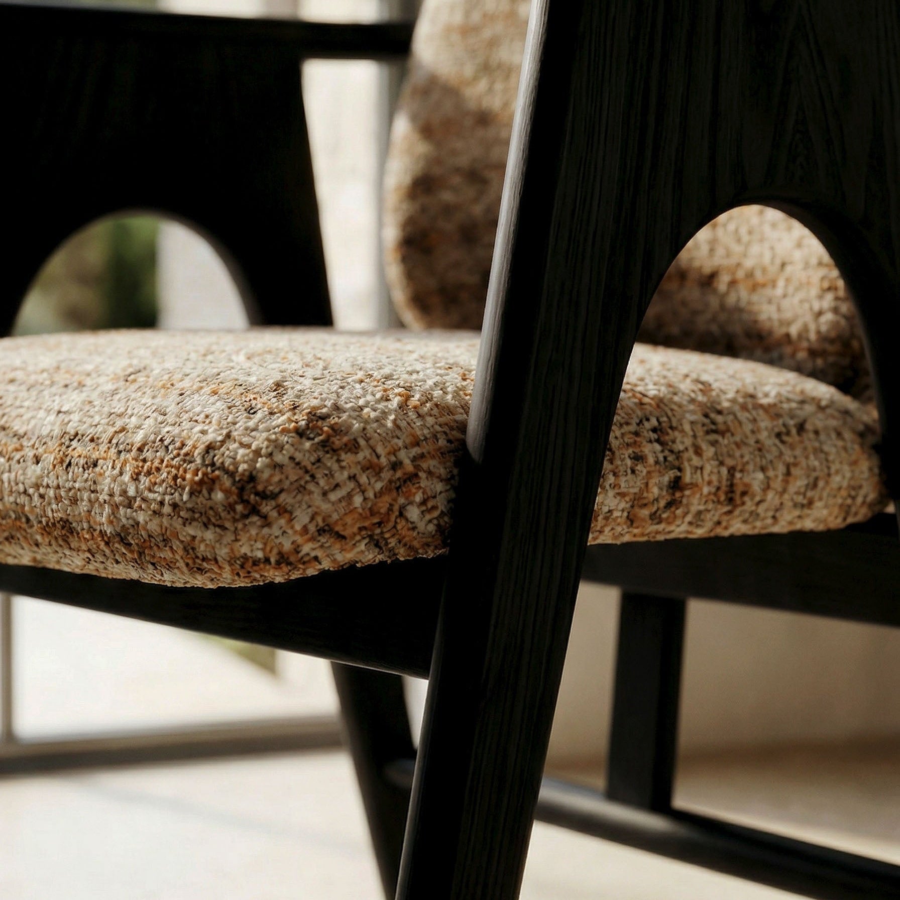 Chaise BOWIE noir & tissu crème homa home