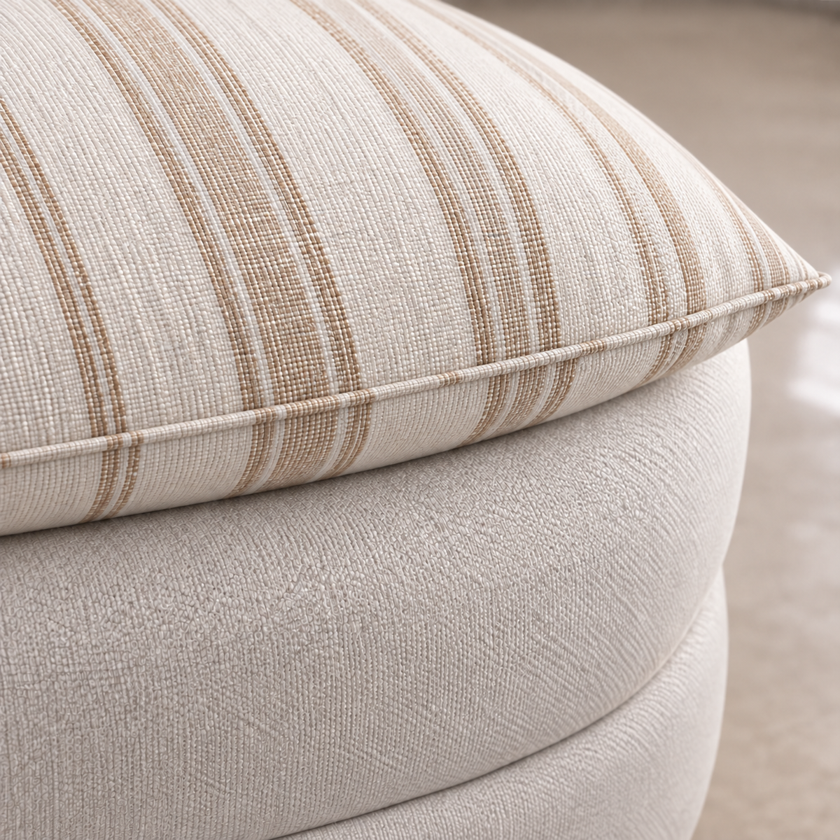 POUF ROMA AVEC SURCOUSSIN RAYURE Homa Home
