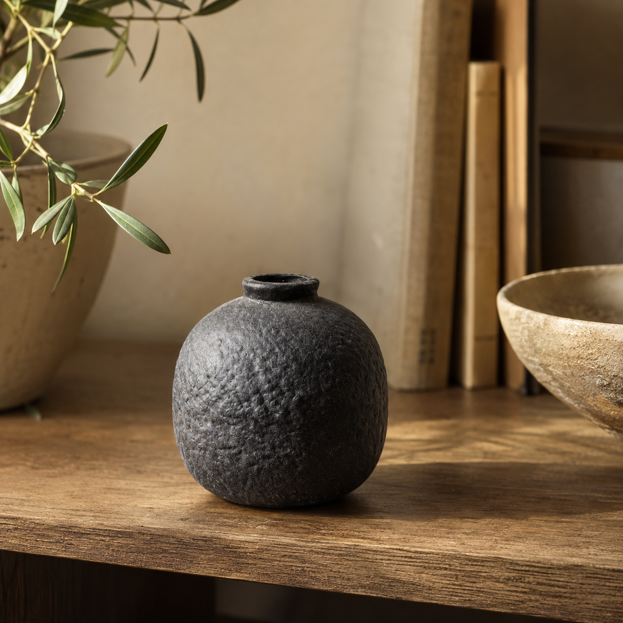 Vase décoratif ONYX noir texturé Homa Home