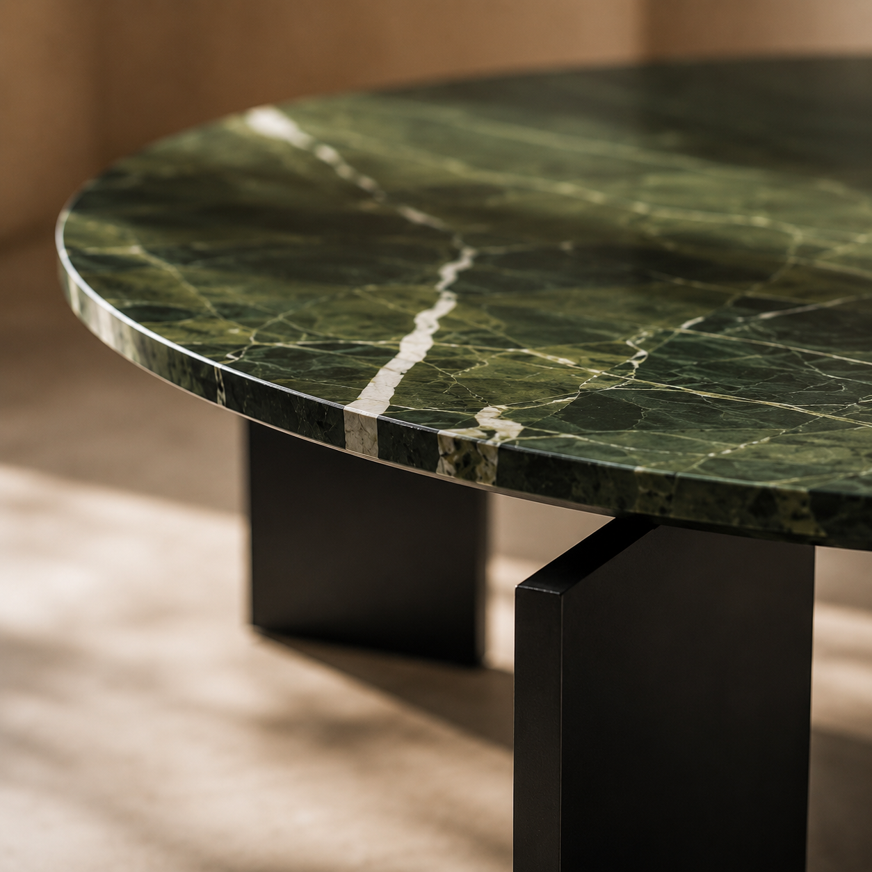 Duo de tables basses ELYNORA – Marbre vert d’Italie & métal noir homa home