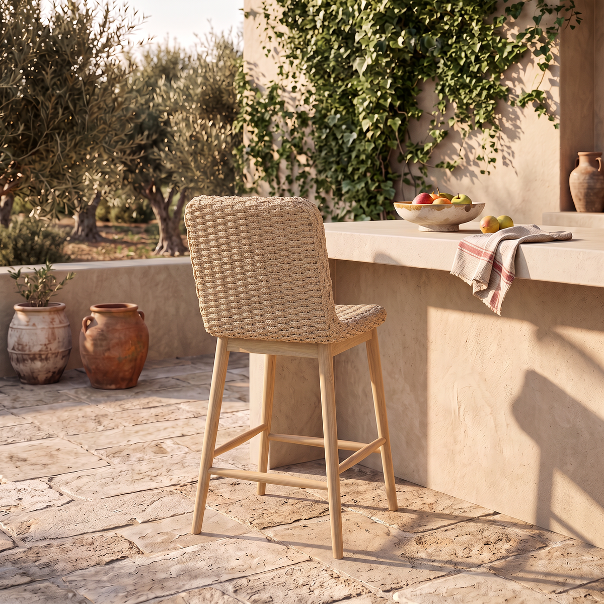 Tabouret de bar tressé en bois naturel – Alba Homa Home