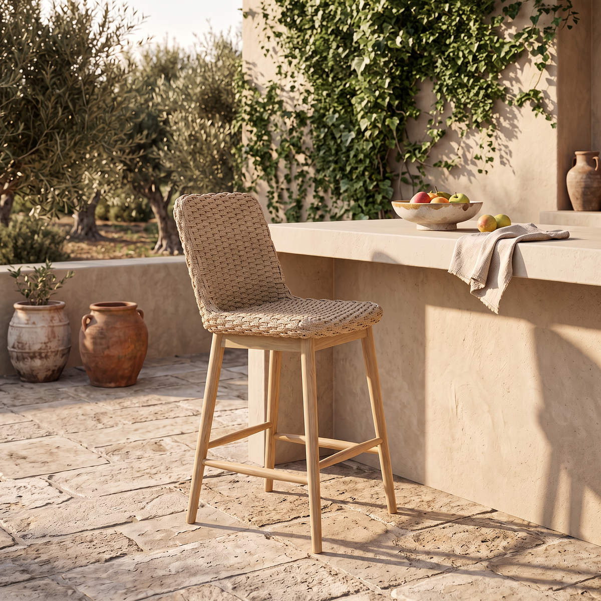 Tabouret de bar tressé en bois naturel – Alba Homa Home